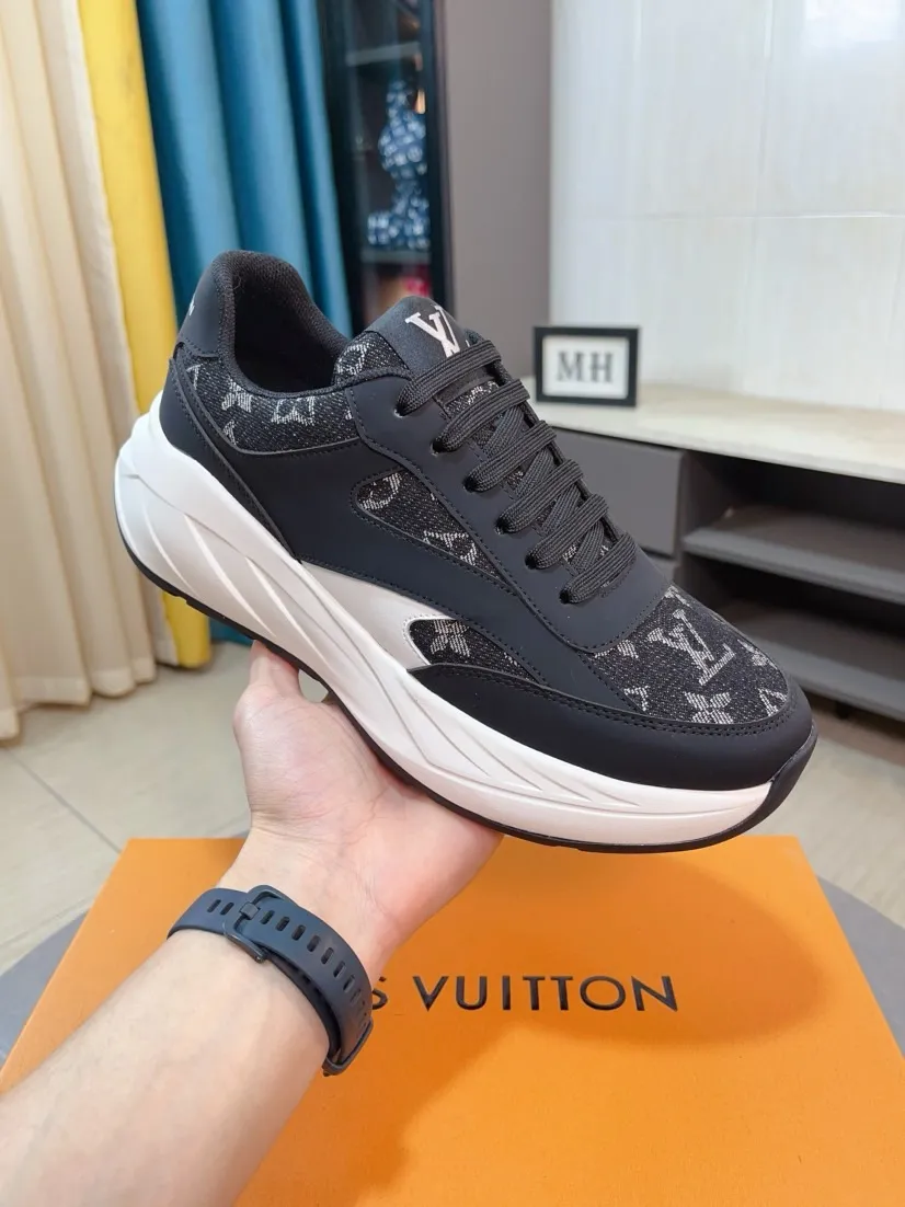 Men's shoes💰438🌹🌹[LV]🌹High-end brand of men's shoes: Official website 1:1 Latest masterpiece: The upper is made of Italian imported first-layer cowhide with special materials➕Full genuine leather lining🔥, making walking more convenient and comfortable! Exclusive new style, stunning work [color]! Create a fashionable personality to set off your uniqueness! A must-have for trendy men! Classic🔥Number: 38-44